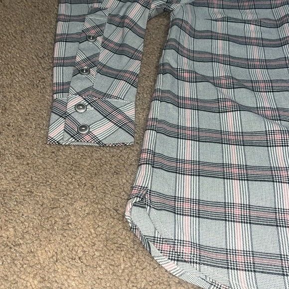 Cabi Hideout Shacket Shirt Jacket Fall 24 Plaid Cheer Small - Picture 5 of 9